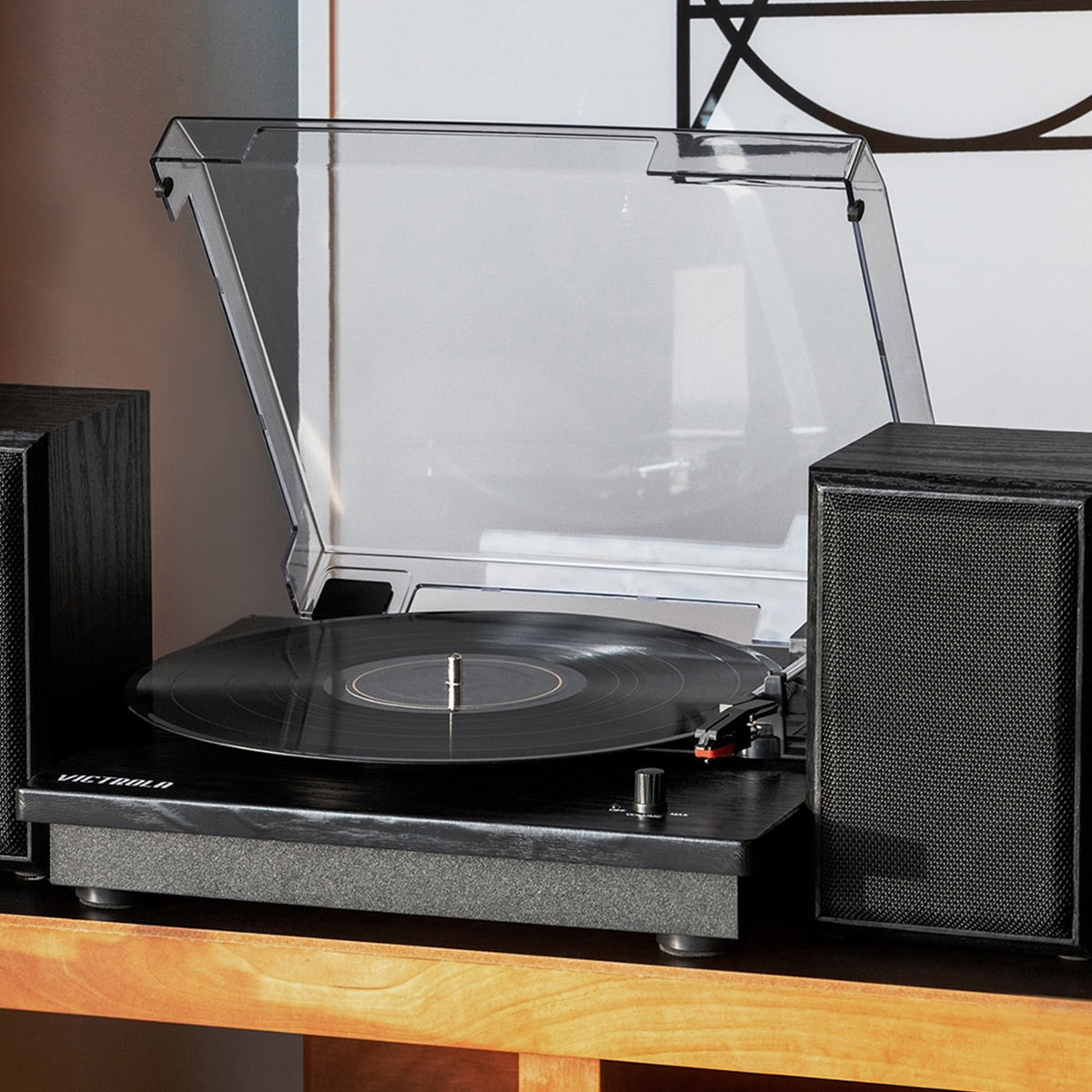Montauk Bluetooth Turntable System with Bookshelf Speakers (Black)