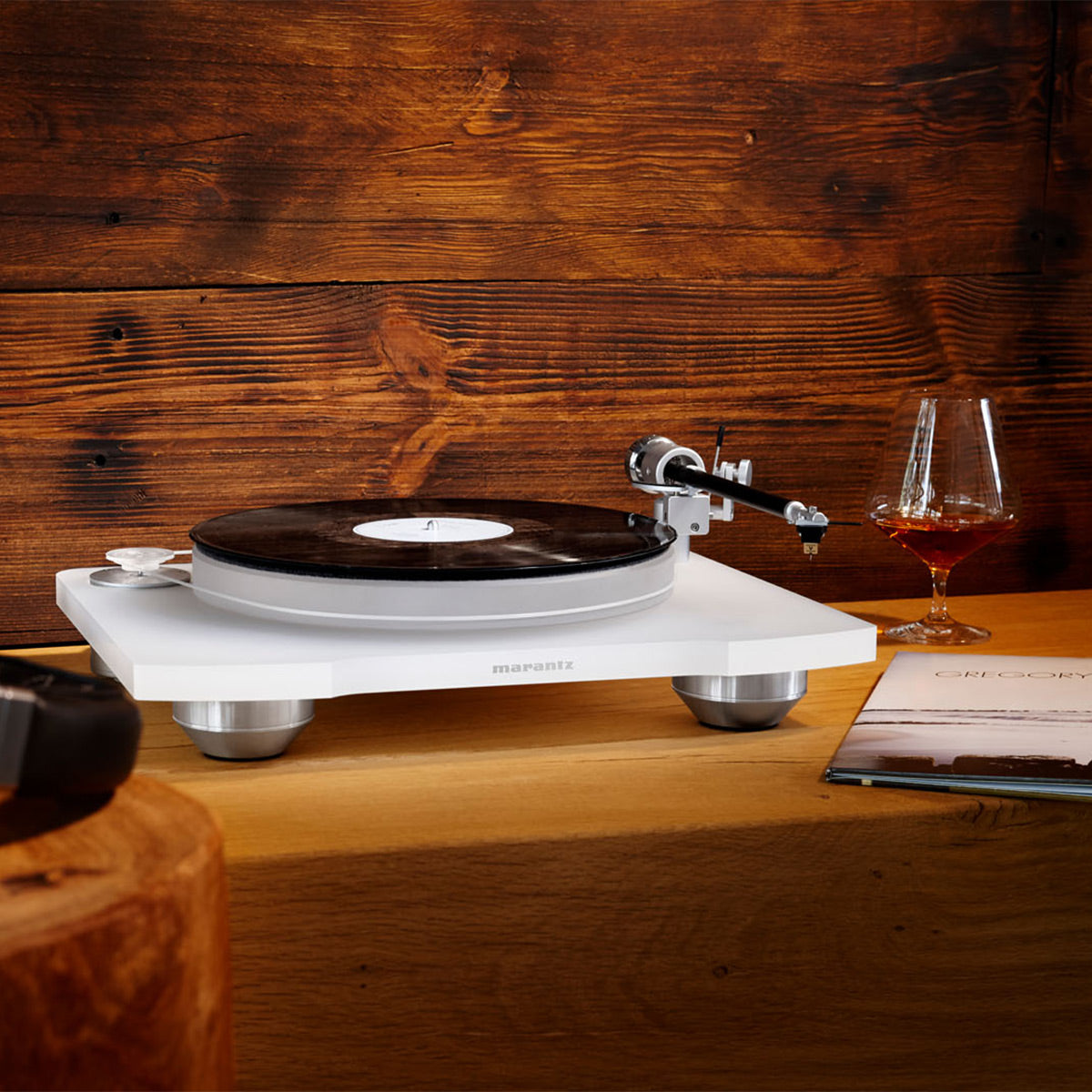 MarantzTT-15S1 Precision Belt Drive Turntable with Cartridge (White)