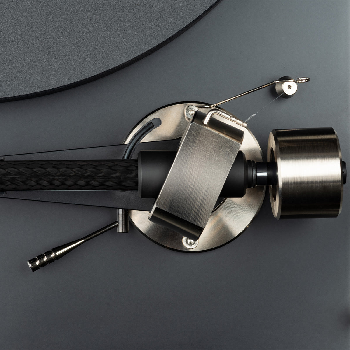 ProJect Debut PRO B Balanced Turntable with Pick it PRO Balanced Cartridge