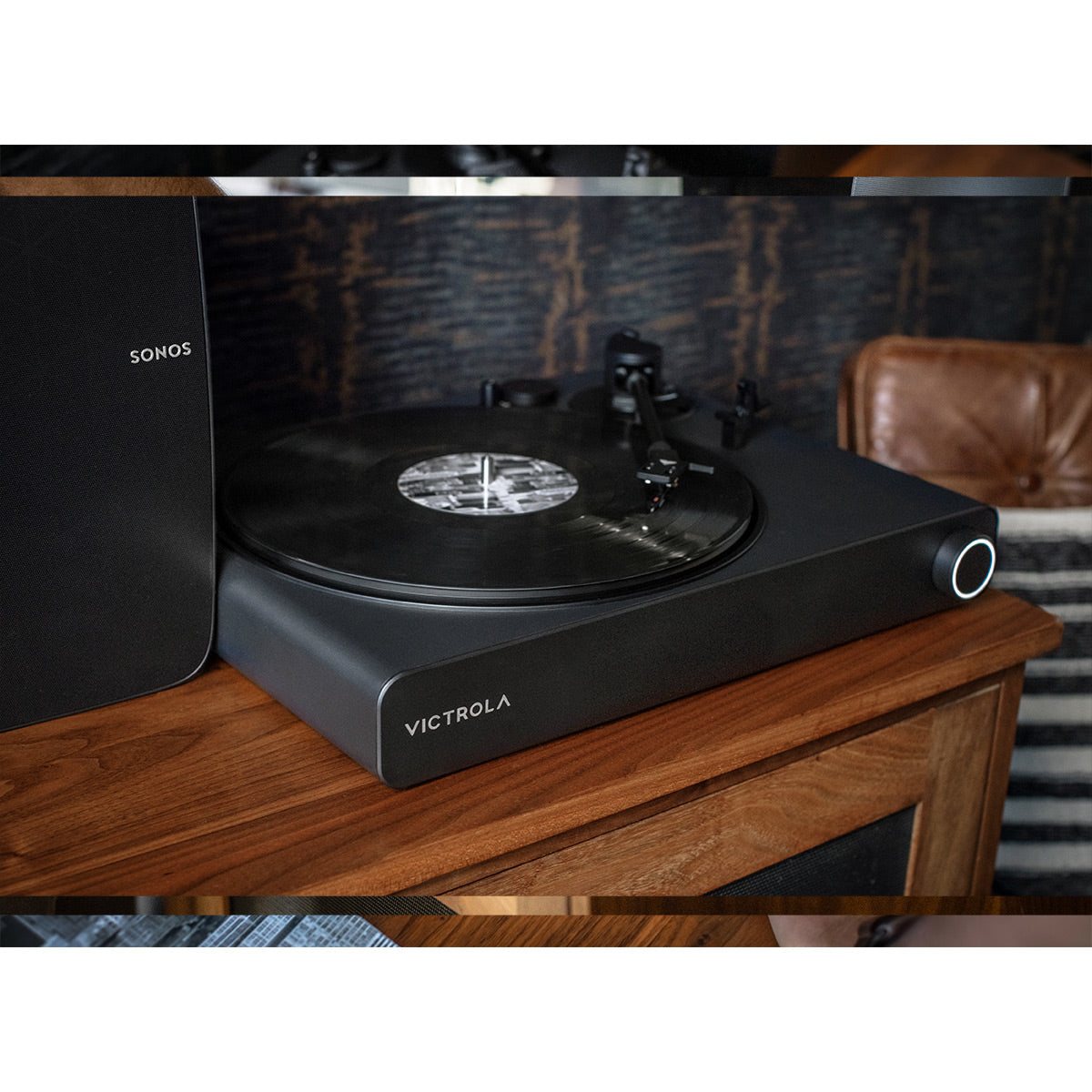 Stream Onyx Works with Sonos Wireless Turntable with 2-Speeds with Sonos Era 300 Wireless Smart Speaker (Black)