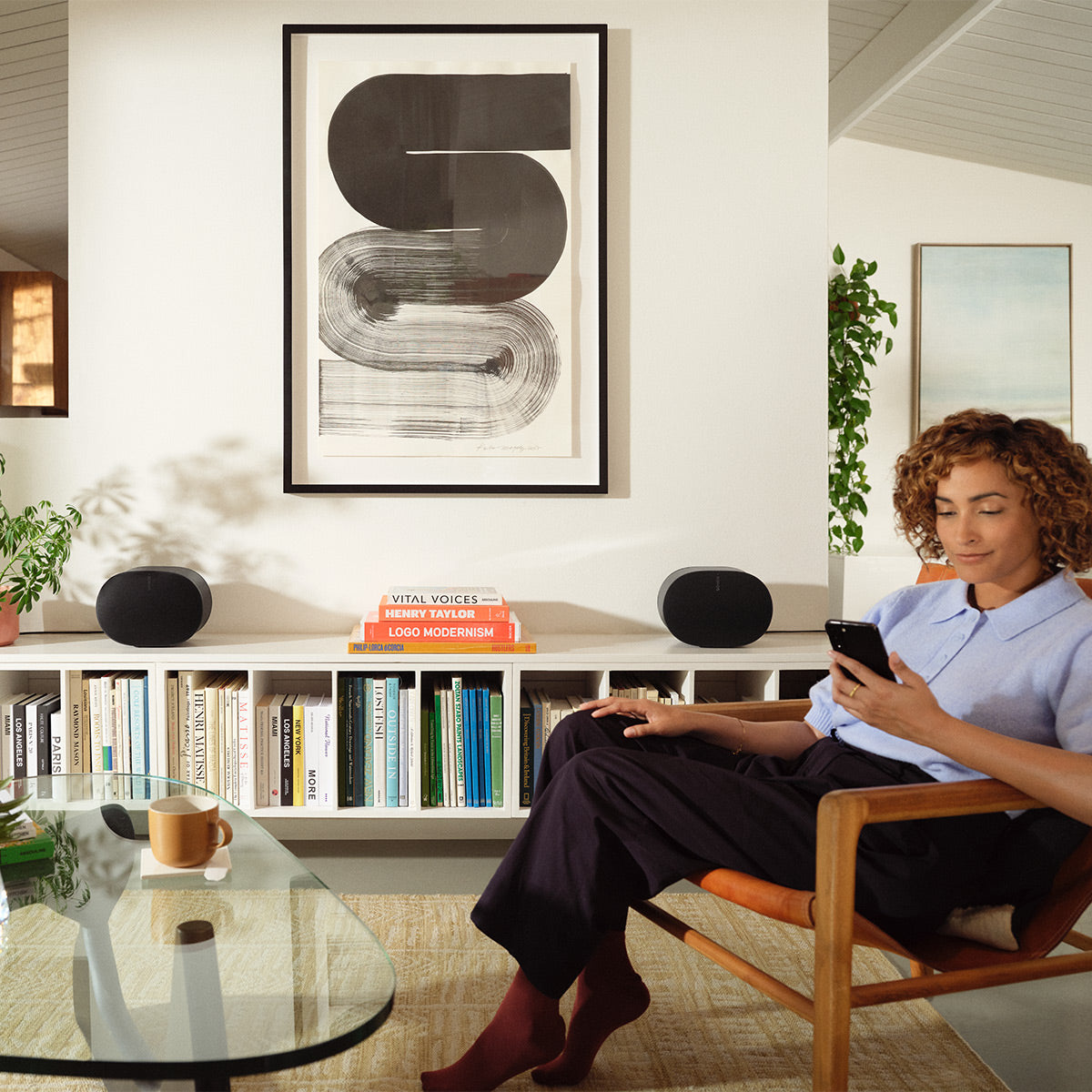 Stream Onyx Works with Sonos Wireless Turntable with 2-Speeds with Sonos Era 300 Wireless Smart Speaker (Black)