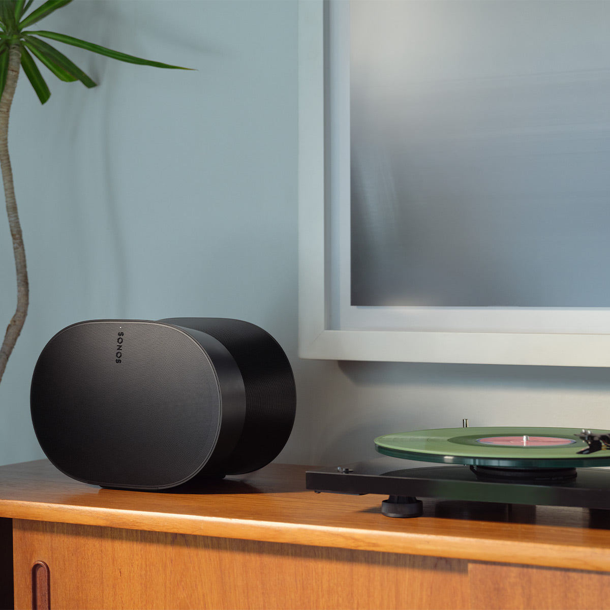 Stream Onyx Works with Sonos Wireless Turntable with Pair of Sonos Era 300 Wireless Smart Speaker (Black)