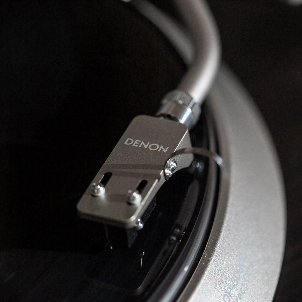 DenonDP-3000NE Premium Direct-Drive Hi-Fi Turntable