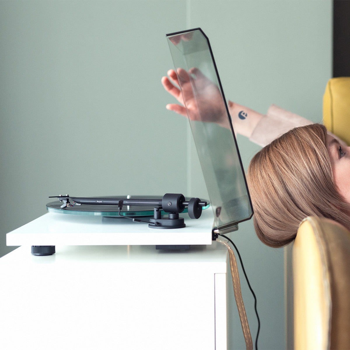 ProJect T1 Evo BT Turntable with Bluetooth (White)