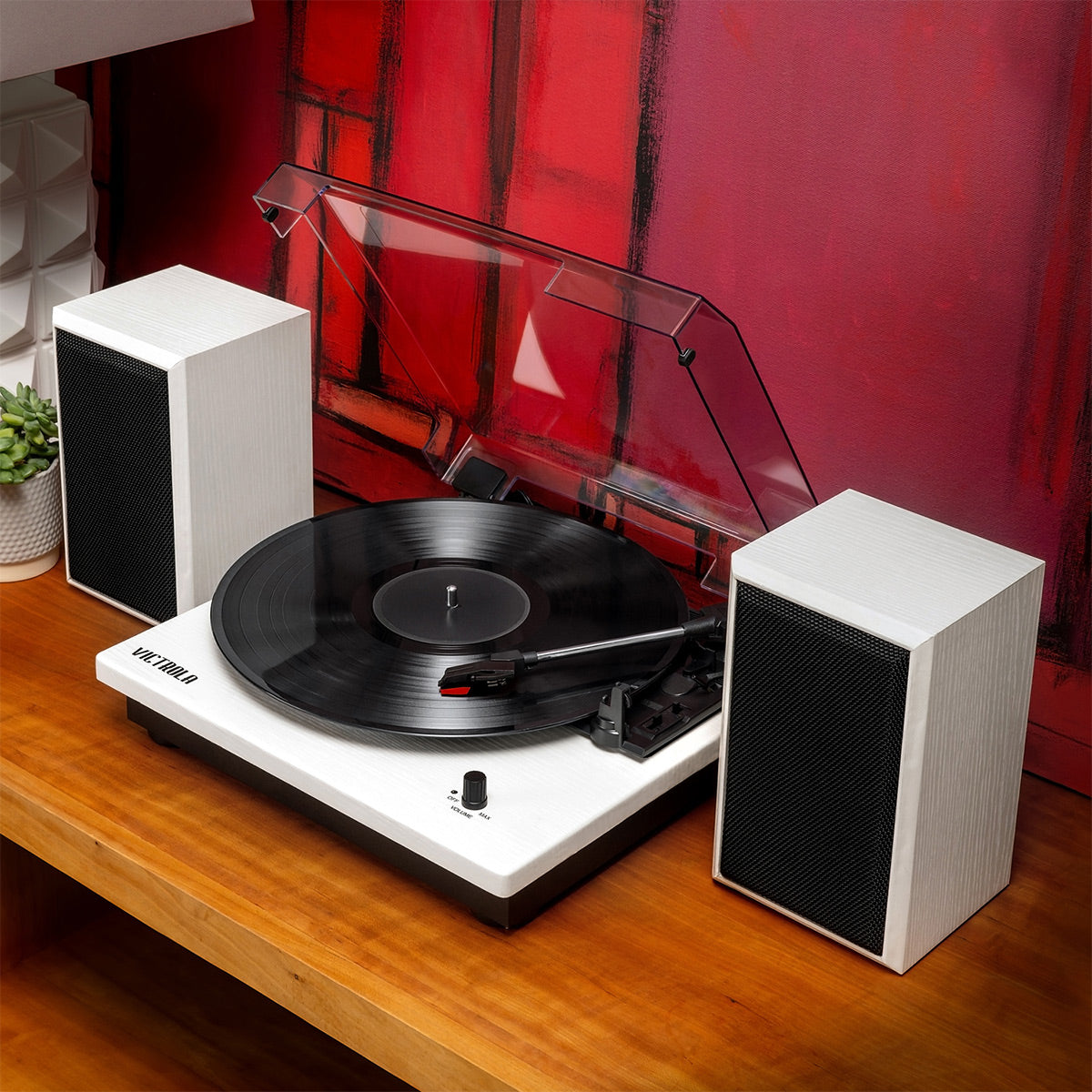 Montauk Bluetooth Turntable System with Bookshelf Speakers (White)
