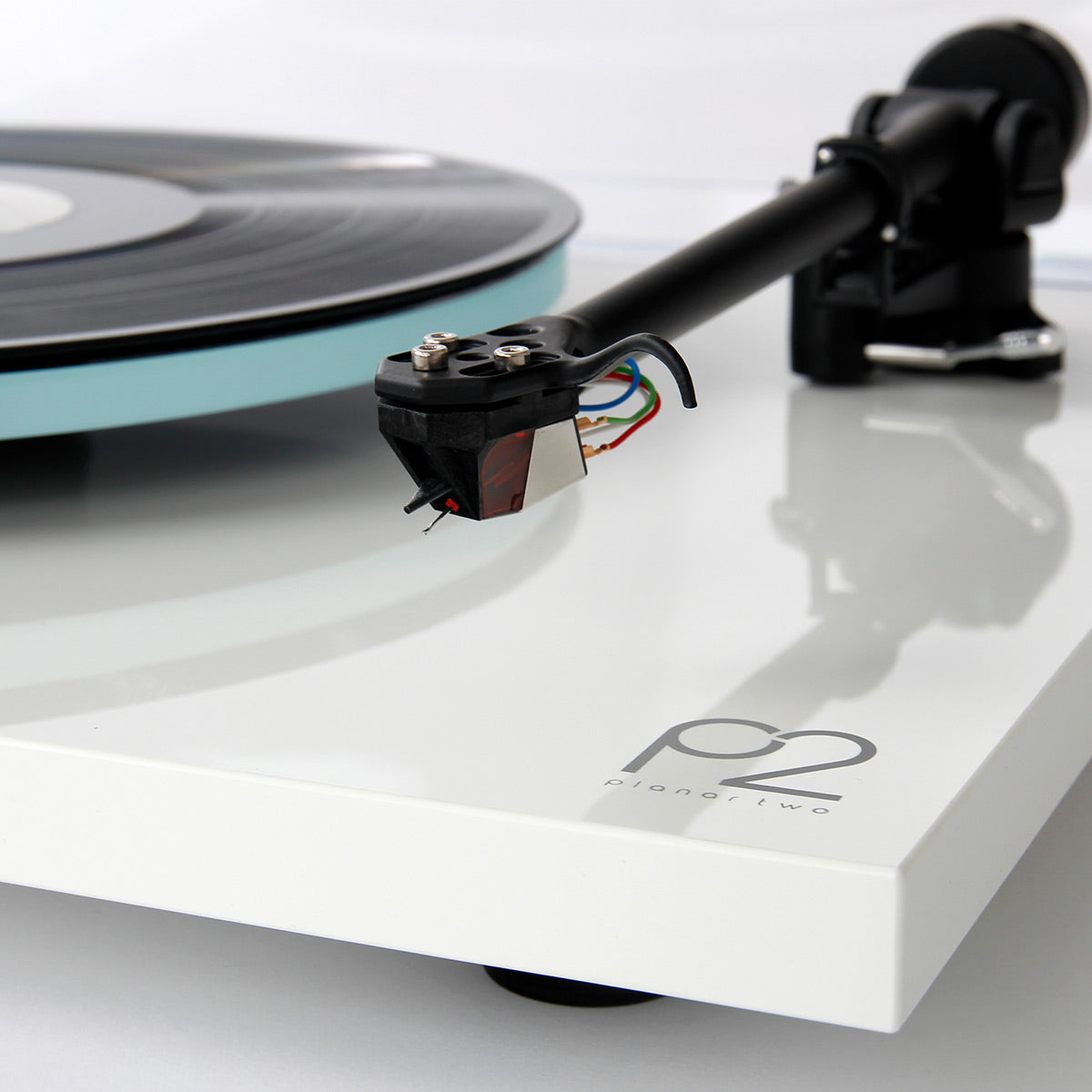 RegaPlanar 2 Turntable with Nd3 MM Phono Cartridge (Matt White)