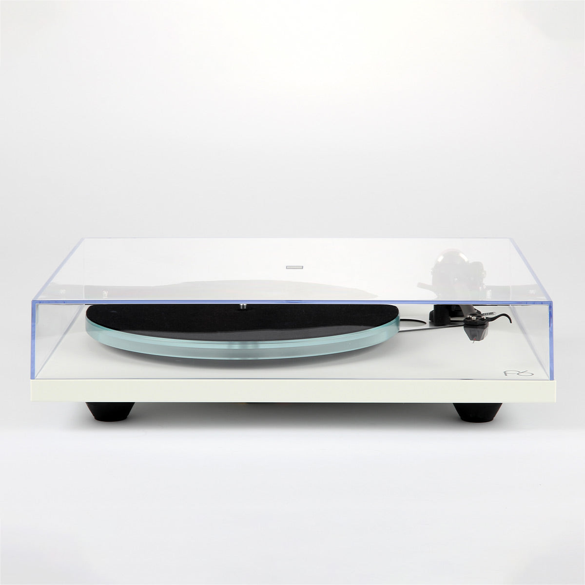 RegaPlanar 6 Turntable with Nd5 MM Phono Cartridge (White)